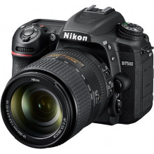 Зеркальный фотоаппарат Nikon D7500  kit 18-140 Зеркальный фотоаппарат Nikon D7500  kit 18-140